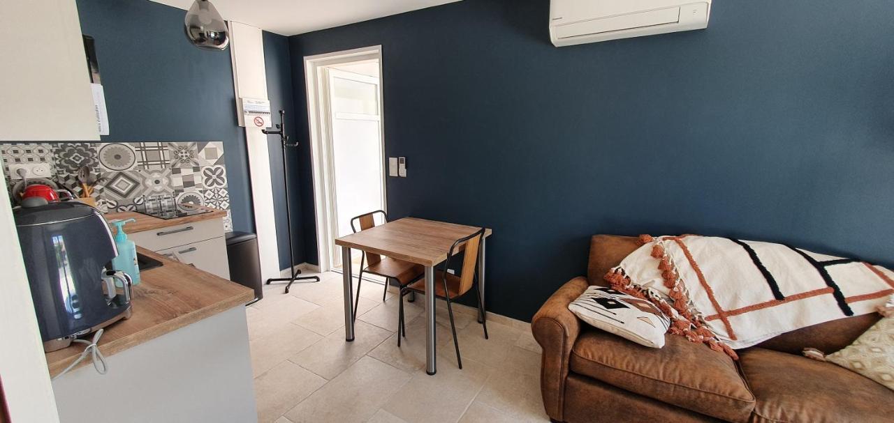 Le Nid'isle - Stationnement Prive Gratuit - Wi-fi Performant - Climatisation Apartment